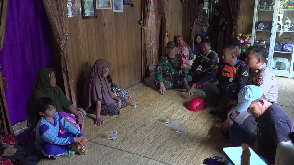 Bermain di Halaman Rumah, Anak Usia 4 Tahun di Tantaringin Menghilang Secara Misterius