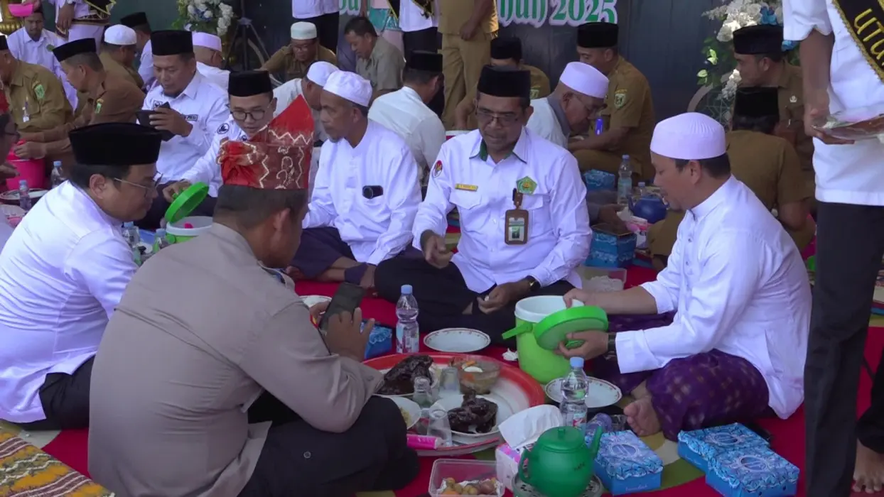 Tradisi Makan Batalam, Warisan Religius Banua Lawas Yang Satukan Warga Tabalong