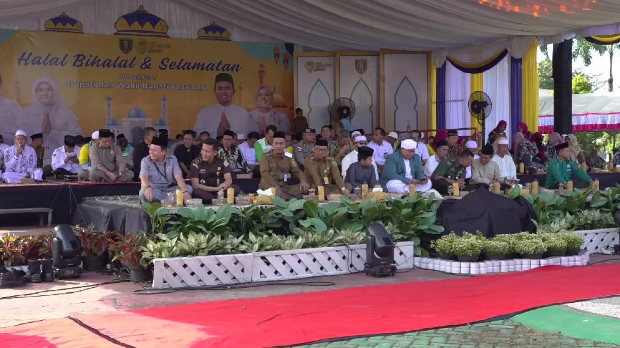 Hari Pertama Bekerja, Bupati & Wabup Tabalong Gelar Syukuran Bersama Ratusan ASN & Masyarakat