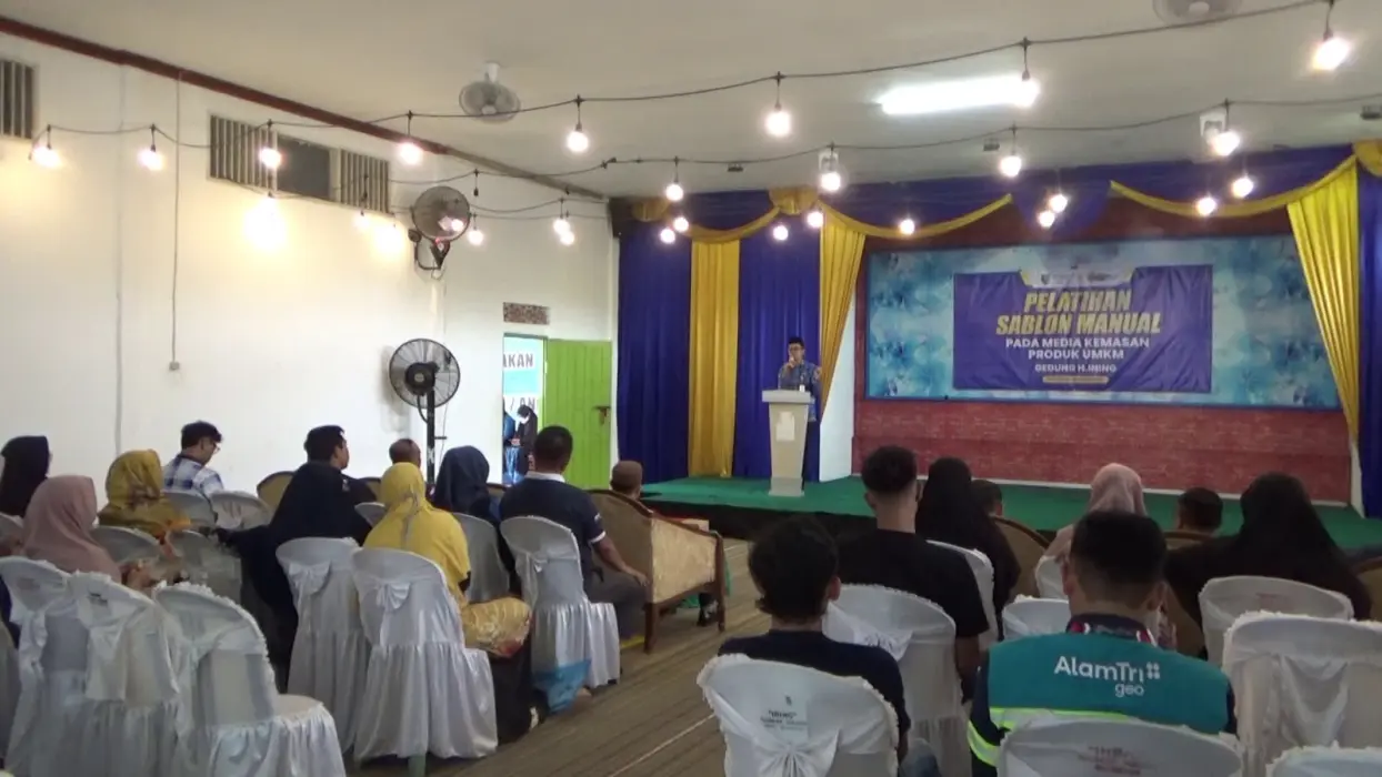 Puluhan UMKM Binaan PT SIS Ikut Pelatihan Sablon Kemasan