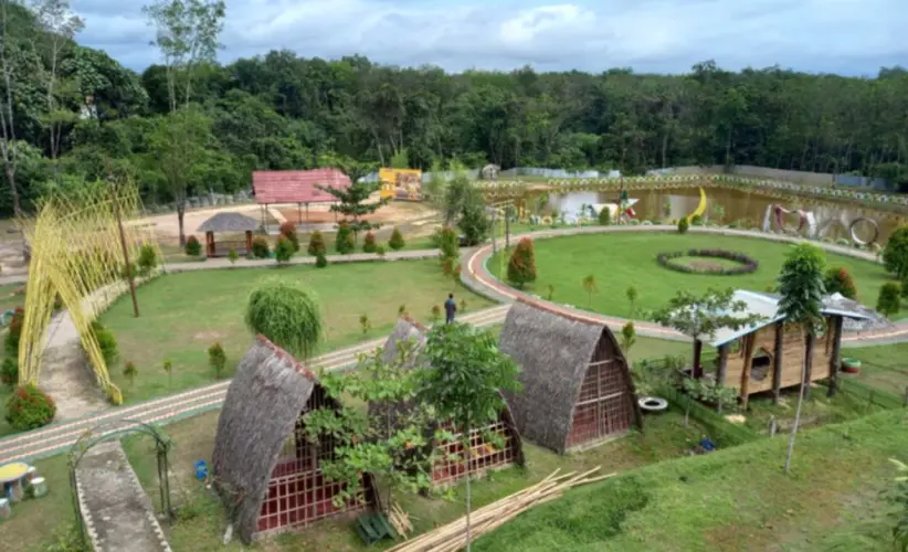 Taman Laburan Menanti